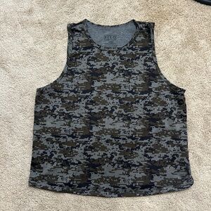 FLEO Tank Top size Large